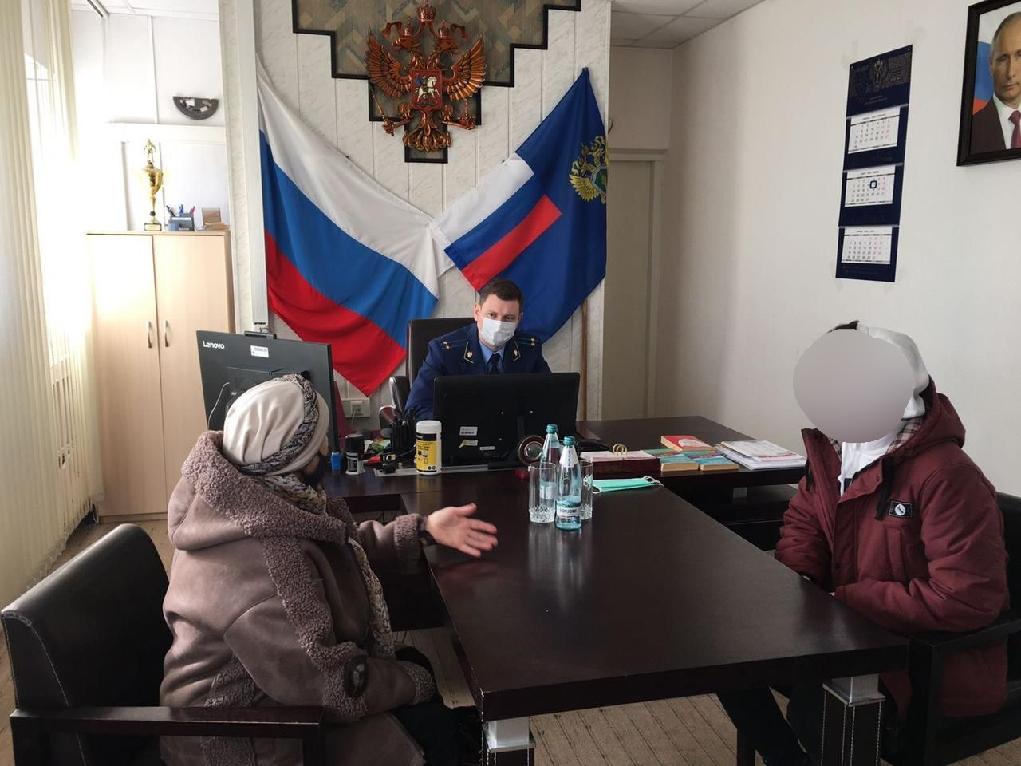Зампрокурора Смоленской области провел личный прием жителей Десногорска 