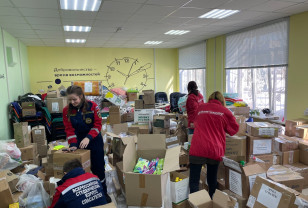 Алексей Островский принял участие в отправке гуманитарной помощи для жителей Донбасса
