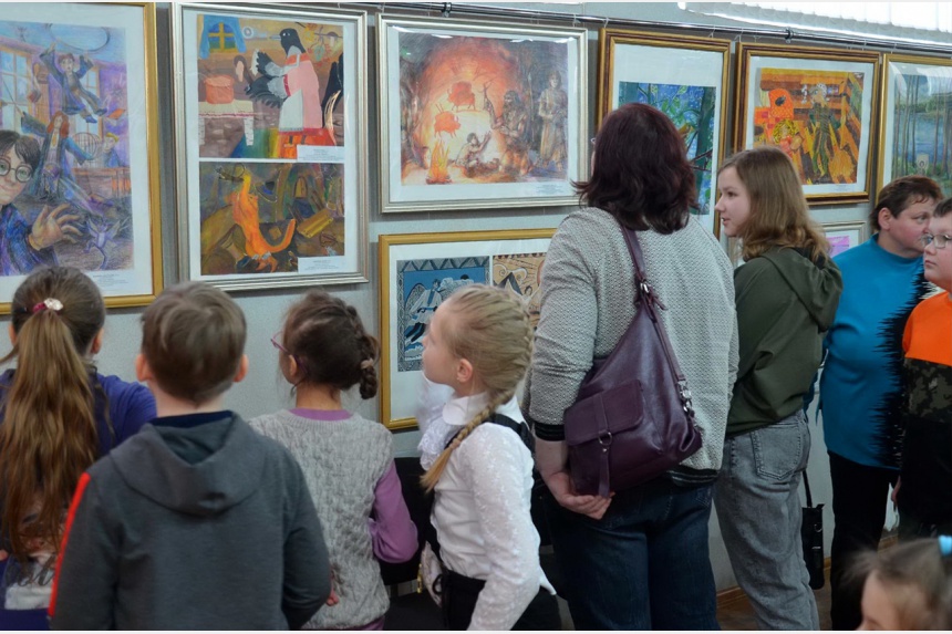 В Смоленске открылась выставка работ победителей Всероссийского творческого конкурса
