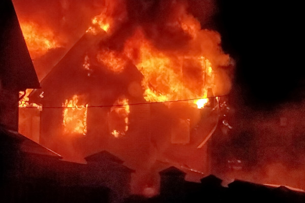 В Заднепровском районе Смоленска горел частный дом