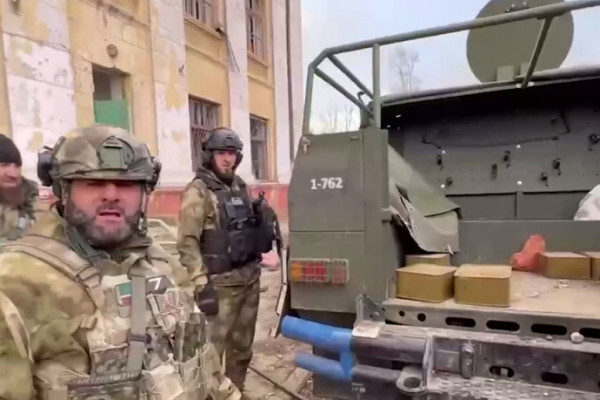Рамзан Кадыров находится в Мариуполе и лично руководит операцией по освобождению города
