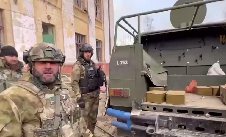 Рамзан Кадыров находится в Мариуполе и лично руководит операцией по освобождению города