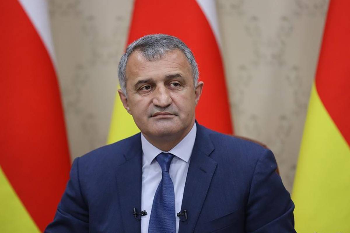 Президент Южной Осетии заявил о намерении республики войти в состав России