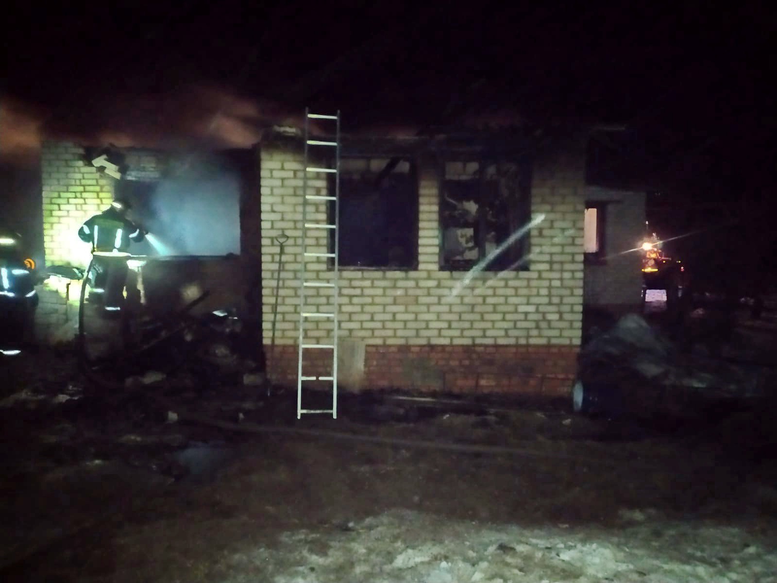 В деревне Варваровщина Кардымовского района сгорел частный дом