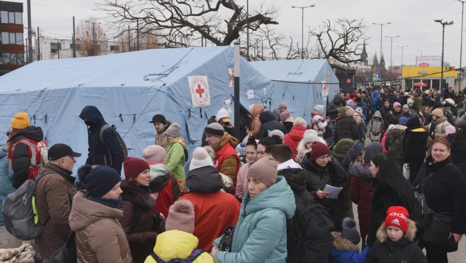 Украинские беженцы становятся проблемой для всей Европы
