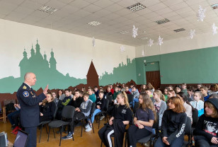 Ветераны «Вымпела» провели уроки мужества в школах Смоленска