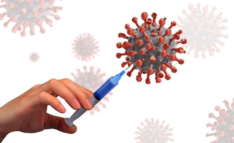 Первым компонентом вакцины от коронавируса привились более 496 тысяч смолян