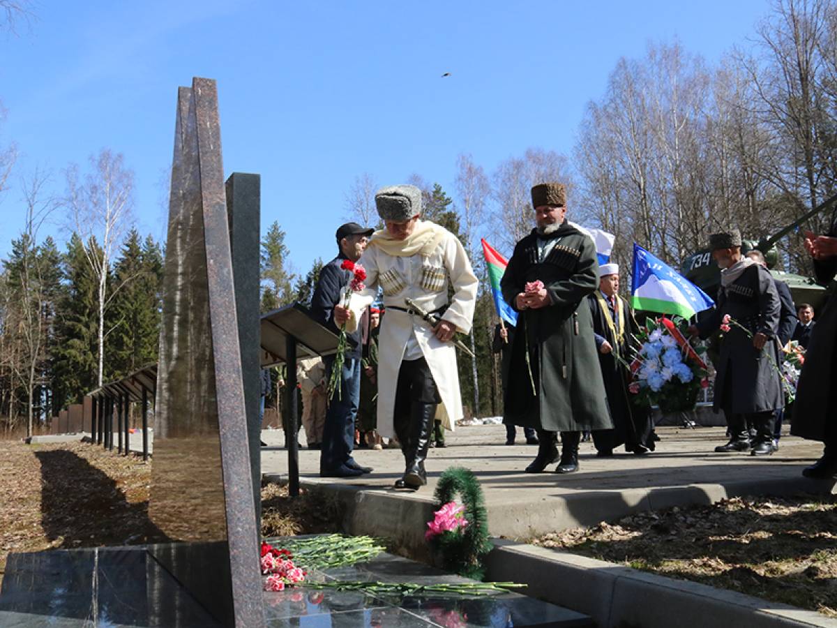 В Сычевском районе увековечили память советских солдат из Карачаево-Черкесской Республики
