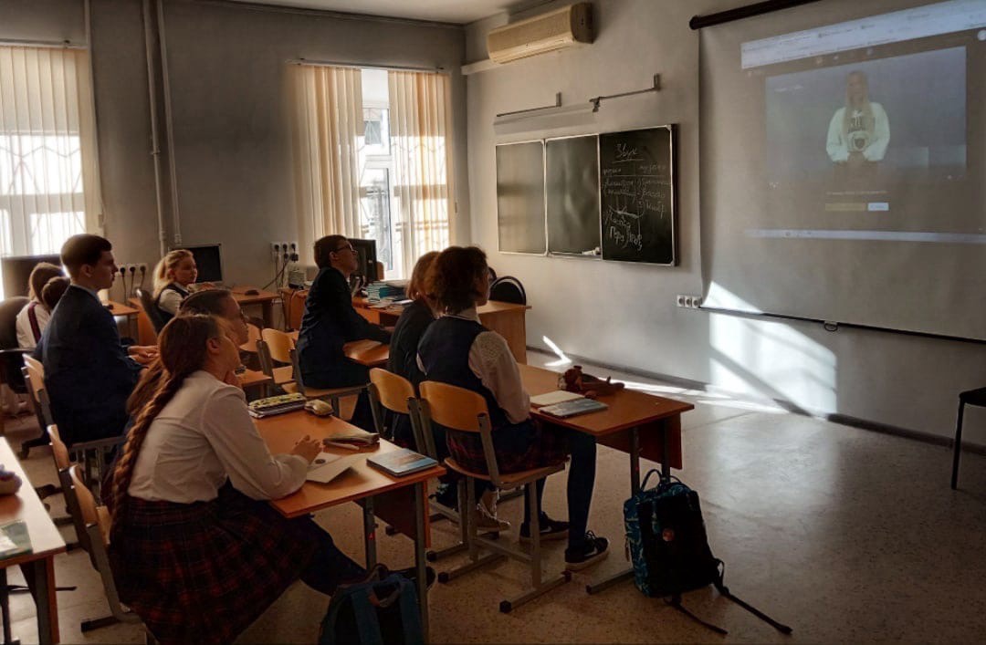 В школах Смоленска проходят «Уроки цифры» 