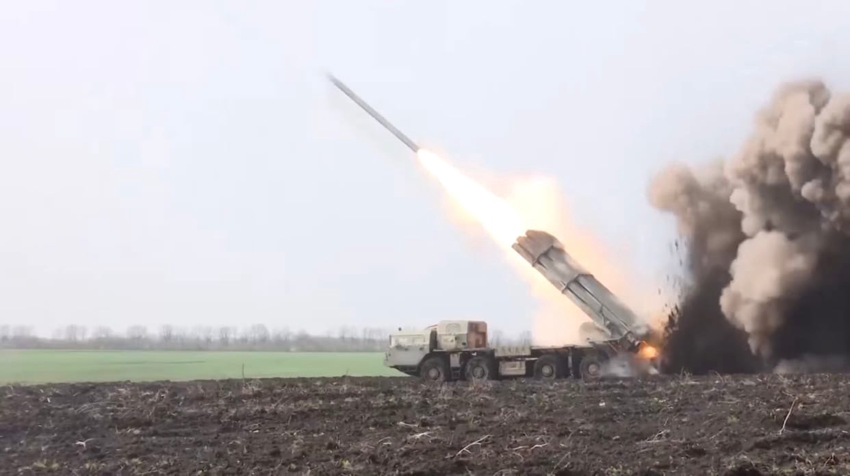 Российские военные за ночь поразили ракетами 11 военных объектов Украины