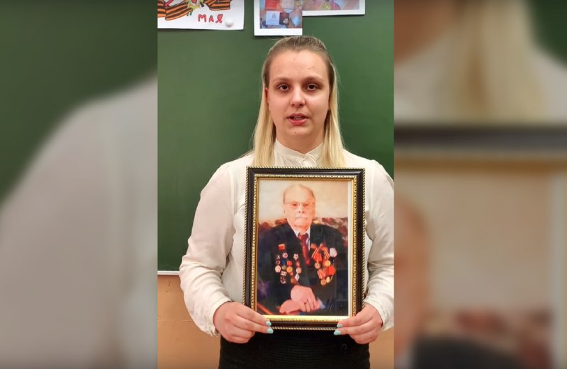 Восьмиклассница из Смоленска Алена Домуховская записала видео-рассказ о своем прадедушке