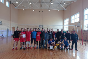 Команда Краснинского района Смоленской области победила в Международном турнире по волейболу в честь Дня Победы