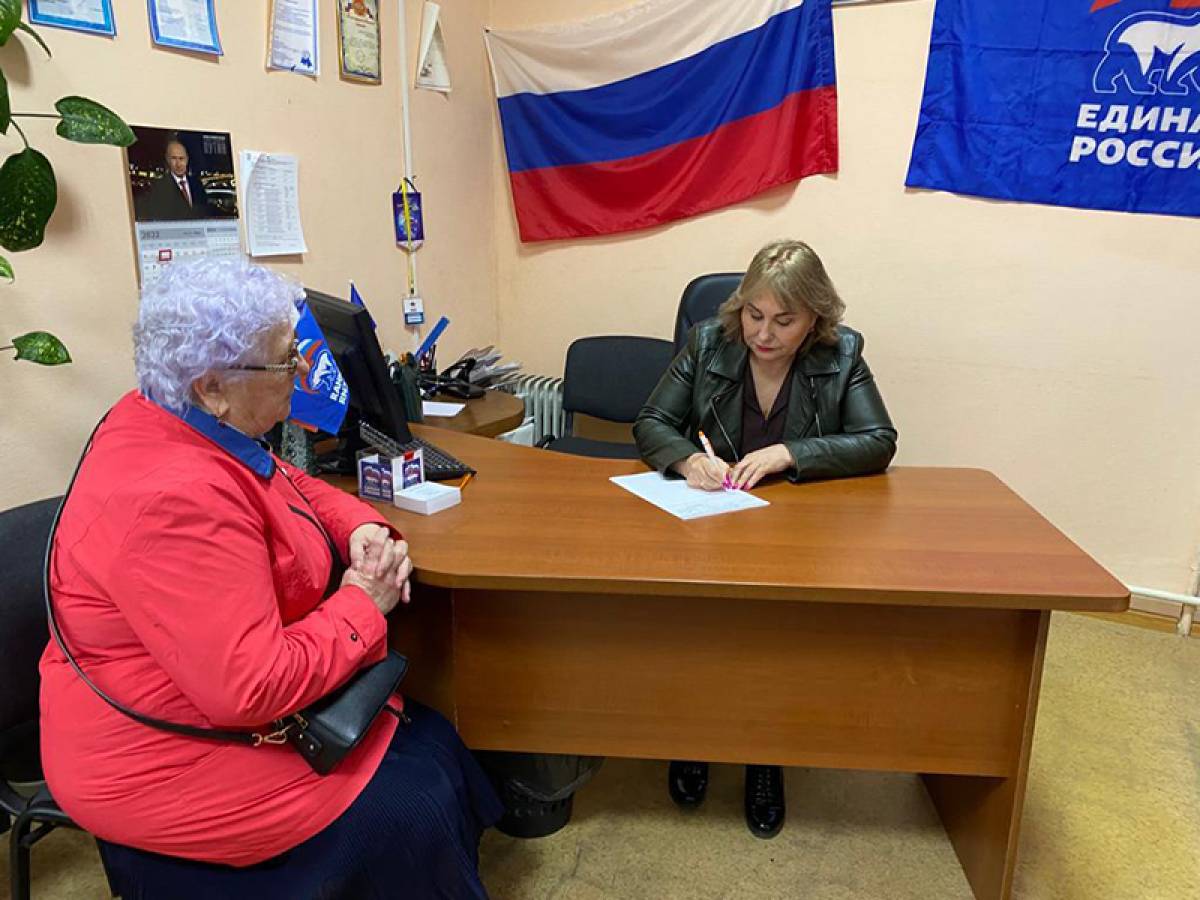 Депутаты Смоленской облдумы проводят приемы граждан в районах