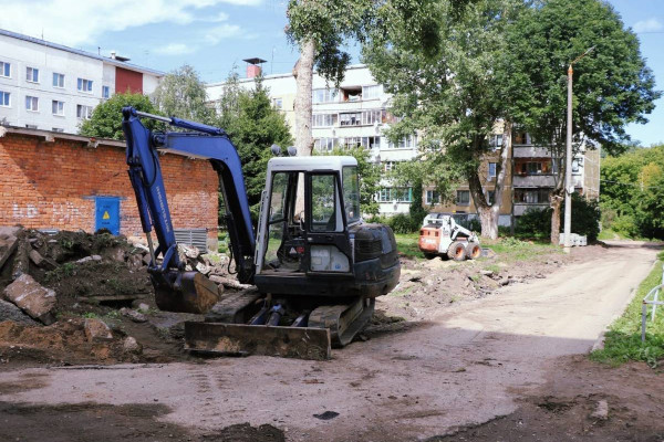 Когда в Смоленске начнется ремонт межквартальных проездов