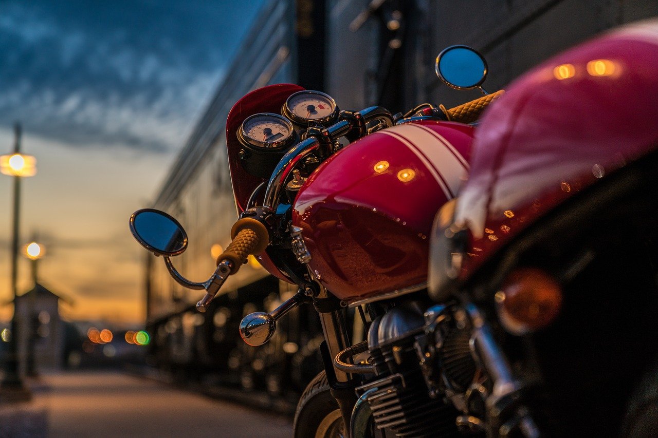 Двое смолян лишились денег при покупке мотоциклов по объявлениям в интернете