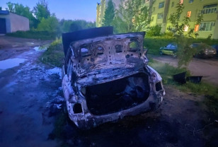 В Смоленской области сгорели «ВАЗ» и «Audi»