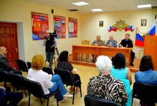 В Управлении по вопросам миграции прошла встреча с представителями национальных диаспор Смоленской области