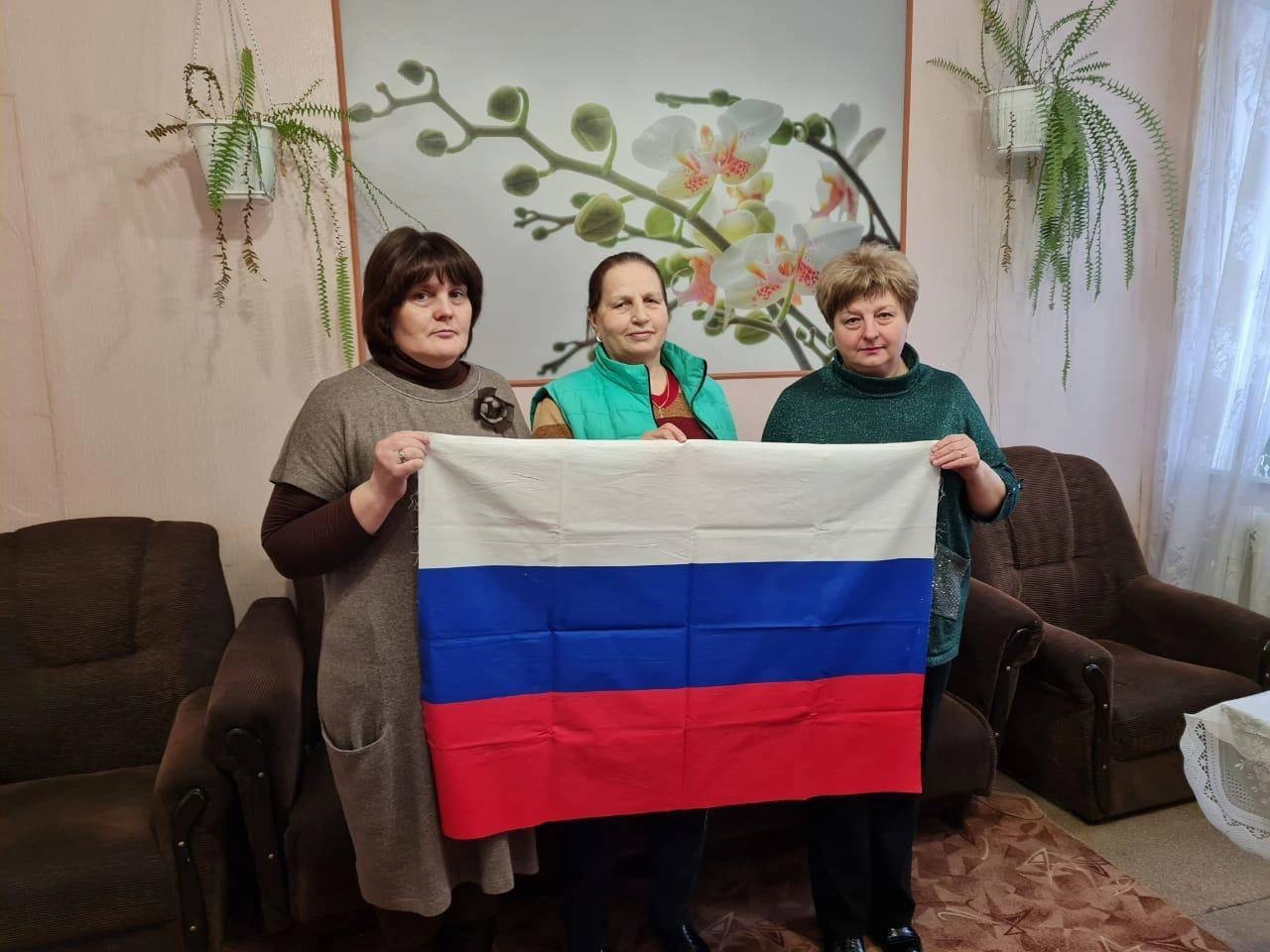 Жители Холм-Жирковского района не остаются равнодушными к событиям, связанным с Украиной