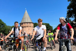 В Смоленске стартовал Велопарад-2022
