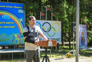 Алексей Островский посетил детский оздоровительный лагерь «Прудок» в Смоленской области