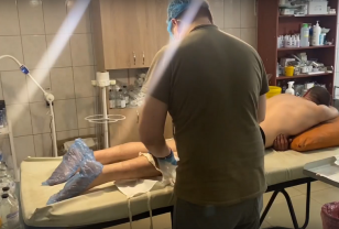 Российские военные медики круглосуточно оказывают помощь мирным жителям Харьковской области