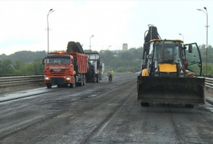 Когда завершат ремонт Крестовоздвиженского моста в Смоленске