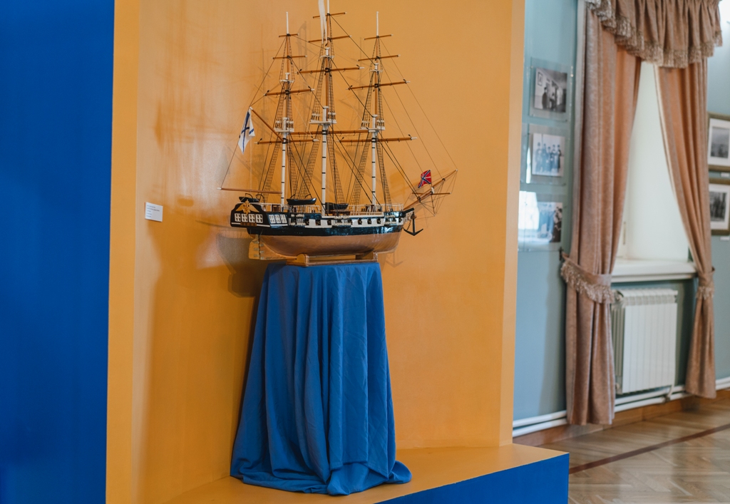 На выставке в «Хмелите» можно увидеть подлинные раритеты с фрегата «Паллада»