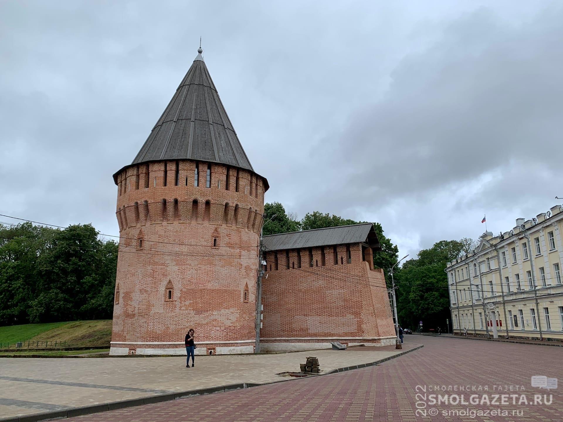 В Смоленске завершают комплексную реставрацию Громовой башни
