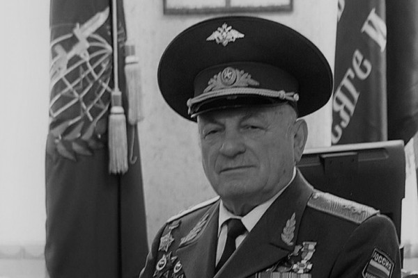 В Смоленске ушел из жизни генерал-лейтенант Владислав Леонидович Каневский