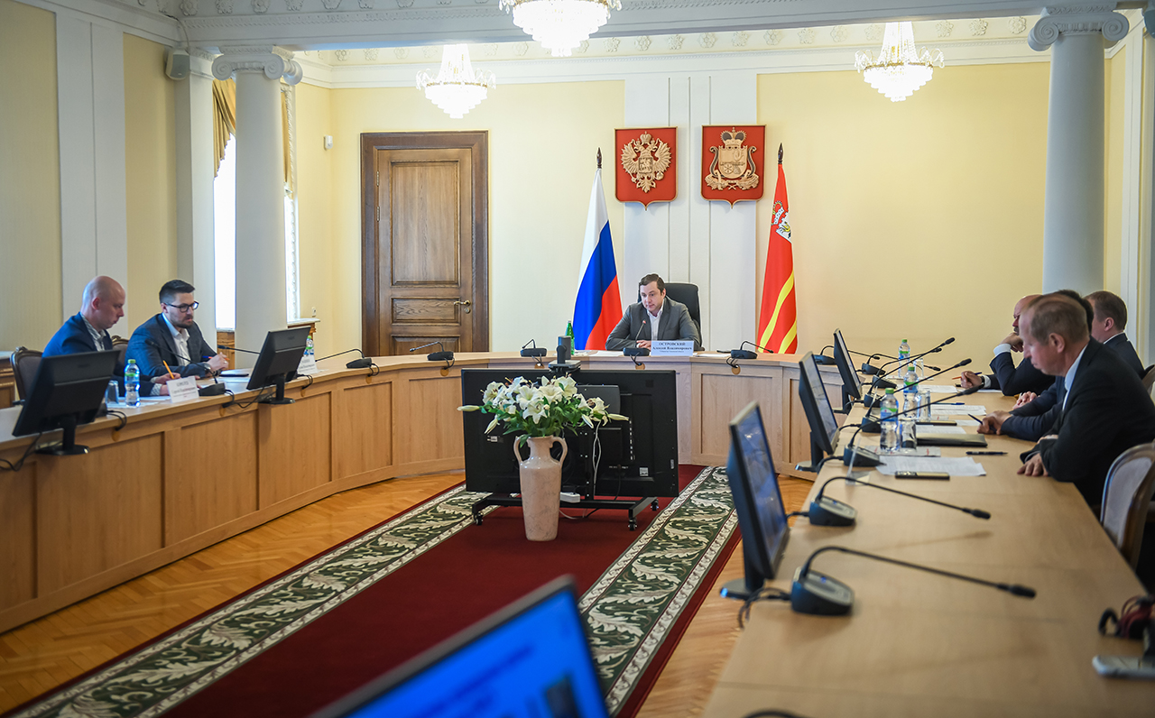 Алексей Островский провел рабочее совещание с главами муниципальных образований Смоленской области