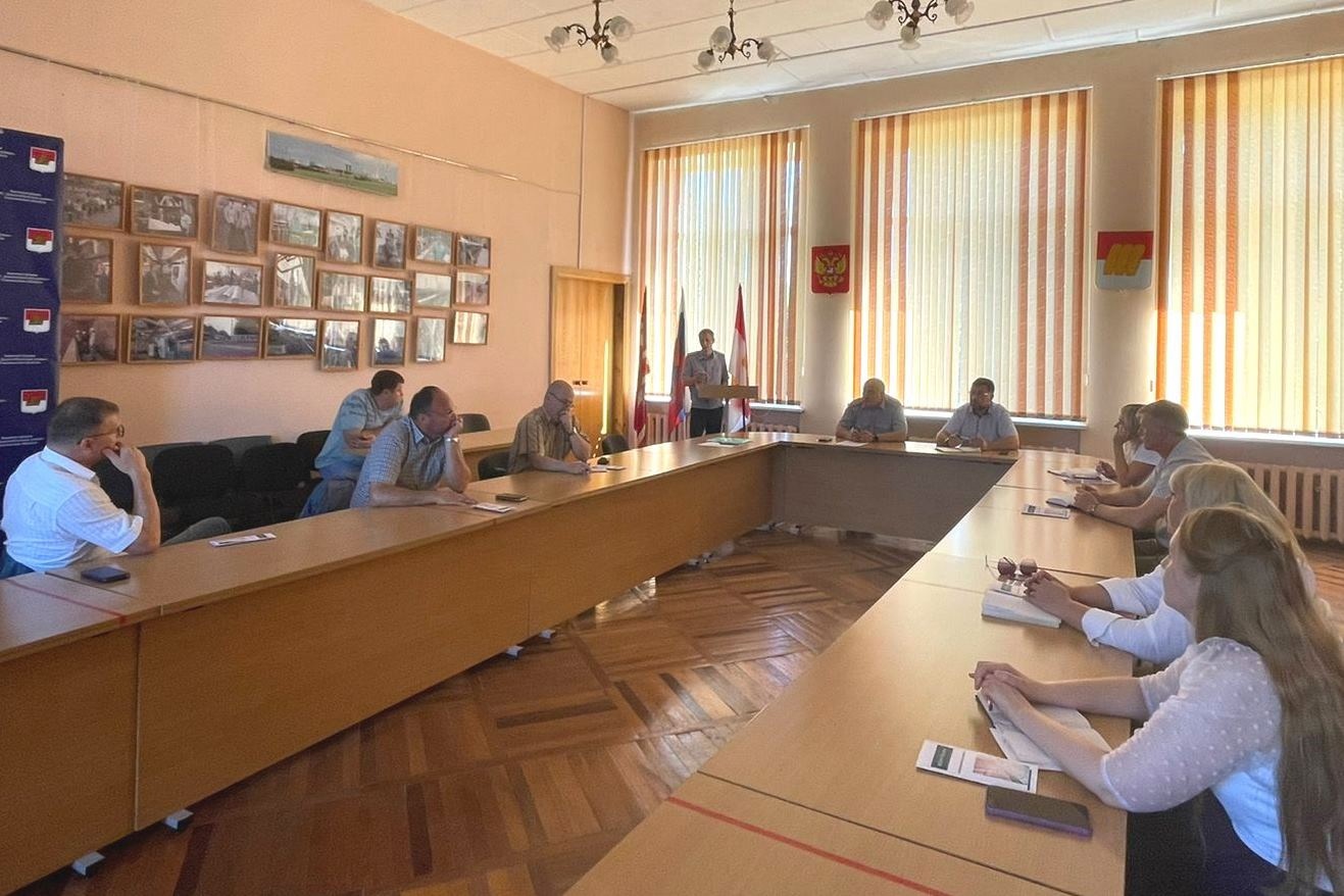 В Смоленской области состоялся круглый стол по вопросу возможности создания исправительного центра 