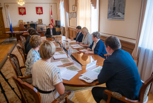 Губернатор Смоленской области провёл совещание по вопросу восстановления усадьбы «Высокое»