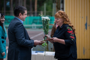 Губернатор наградил лучших работников топливно-энергетического комплекса Смоленщины
