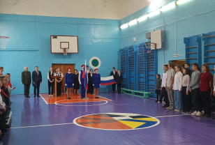 Смоленские чекисты и школьники почтили память Феликса Дзержинского