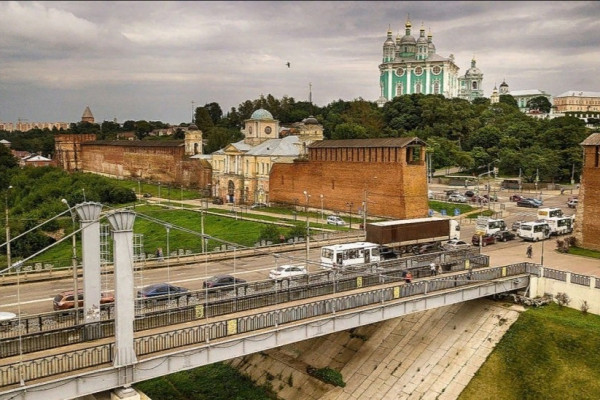 В Смоленске движение по Успенскому мосту не будут закрывать