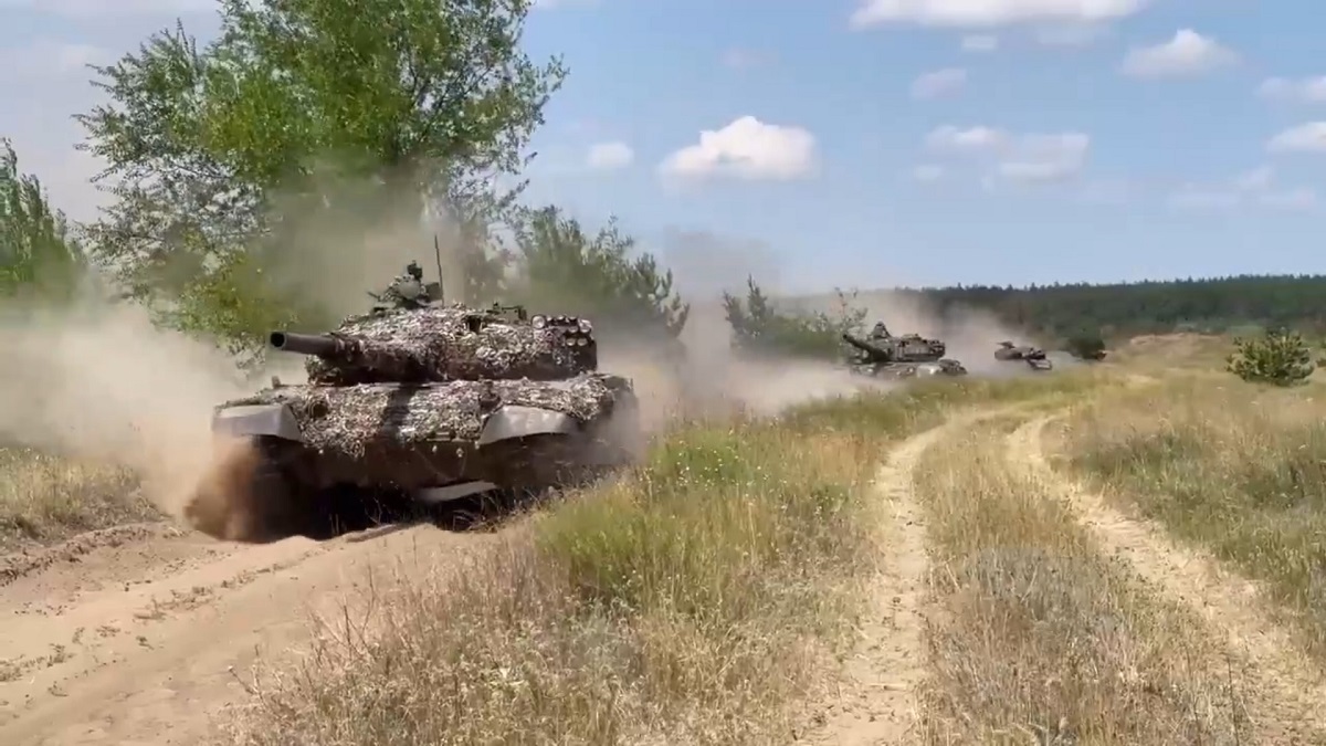 Минобороны РФ показало кадры боевой работы танка Т-72Б3М