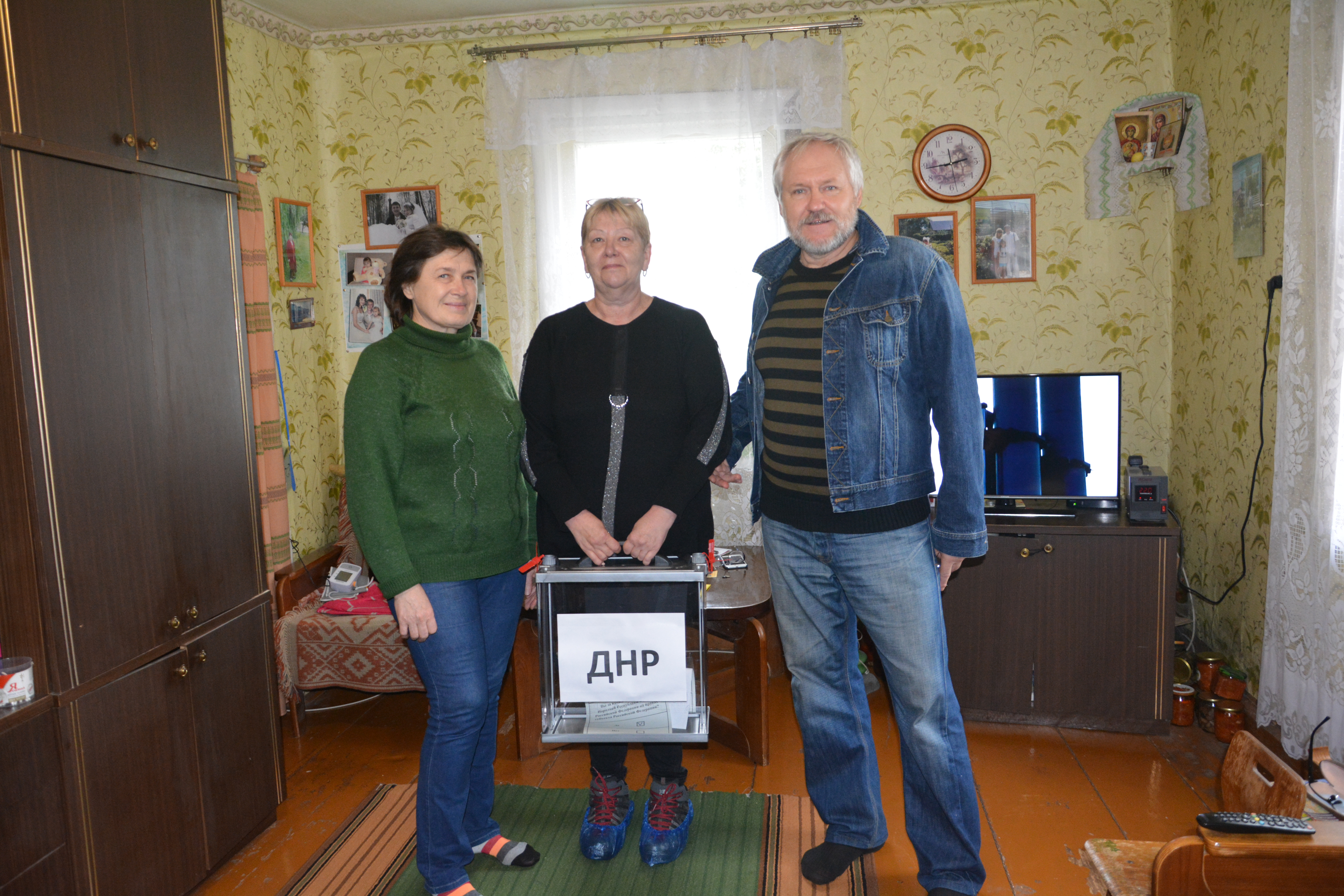 В Смоленской области переселенцы из Украины продолжают голосовать на референдумах
