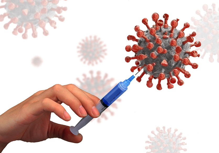 Первым компонентом вакцины от коронавируса привились более 569 тысяч смолян