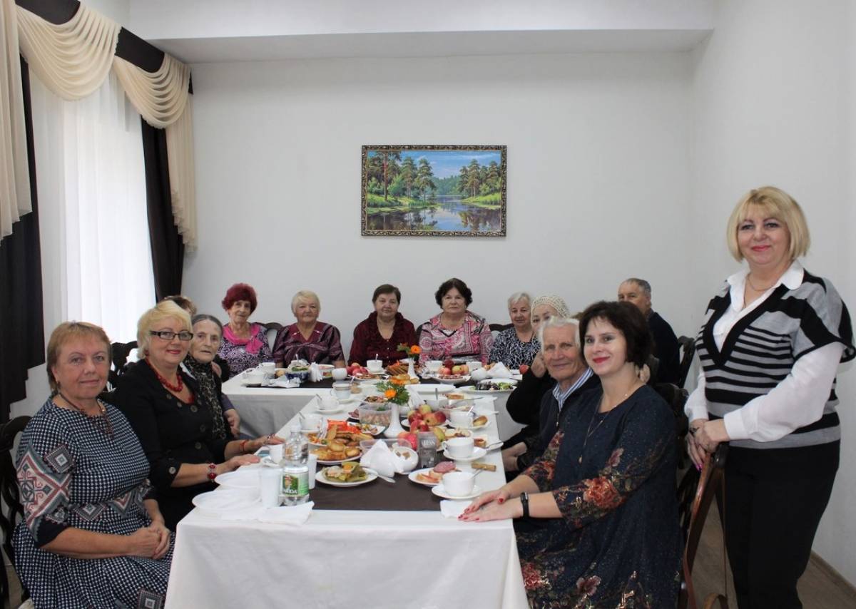 По всей Смоленщине отметили Международный День пожилых людей