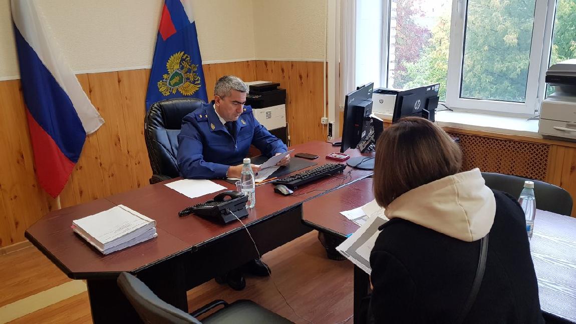 С какими вопросами жители Гагаринского района пришли на приём к прокурору Смоленской области 