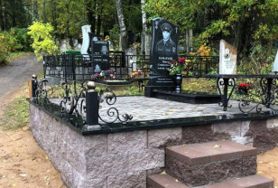 В Смоленске «Единая Россия» помогла благоустроить место захоронения погибшего в ходе СВО бойца 