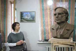 В Смоленске установят отлитый из бронзы бюст писателя Айзека Азимова