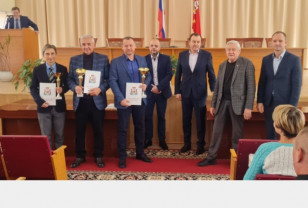 Лучшие спортивные школы города Смоленска получили награды