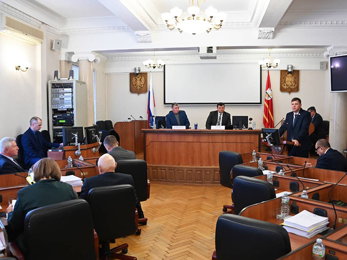 Депутаты фракции «Единой России» в облдуме обсудили меры поддержки участников спецоперации