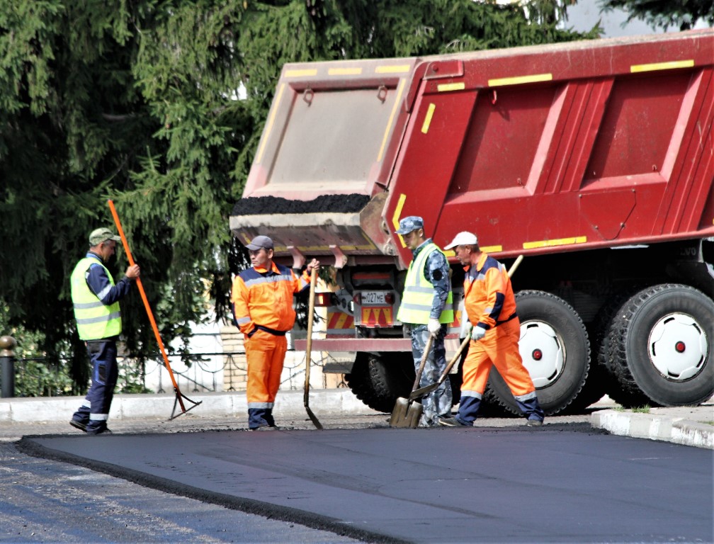 Российские специалисты восстанавливают дороги в Запорожской области