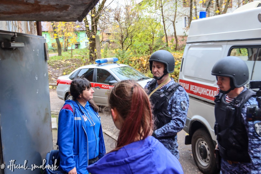 В Смоленске бригады скорой помощи Смоленска начали оснащать тревожными кнопками