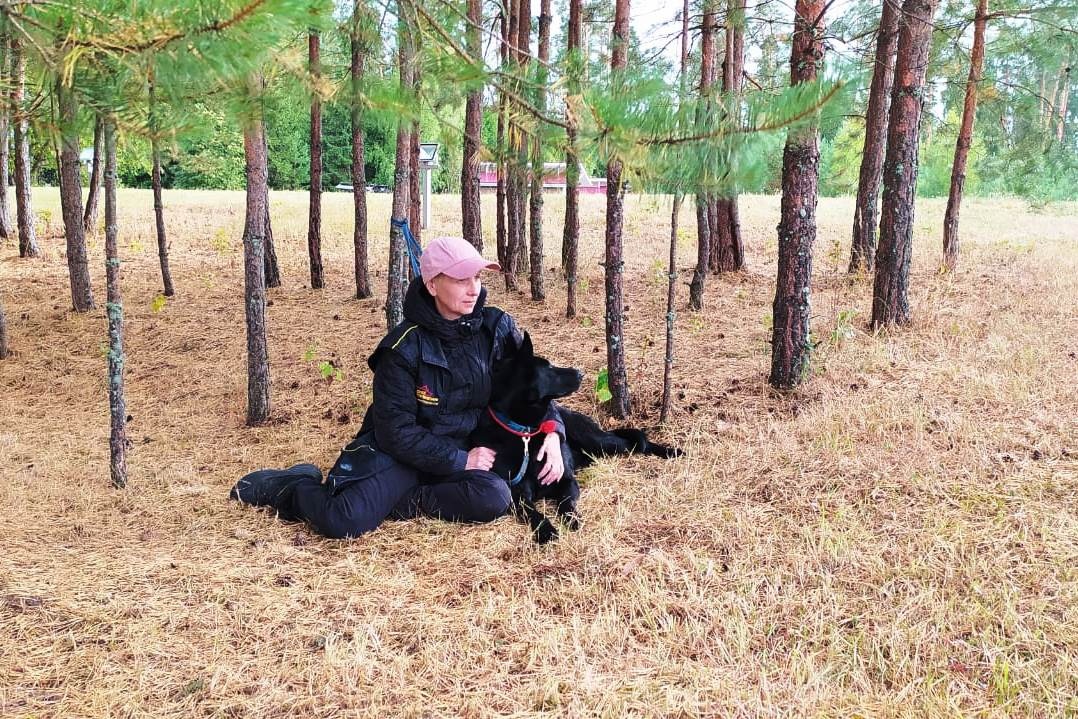 Кинолог смоленского УФСИН и её служебная собака взяли один из кубков на Всероссийских соревнованиях