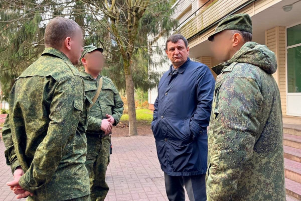 Игорь Ляхов взял на личный контроль вопросы проходящих подготовку в Смоленской области мобилизованных