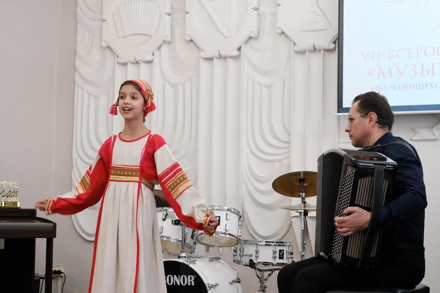 В Смоленске прошел очередной конкурс «Музыка – душа моя»
