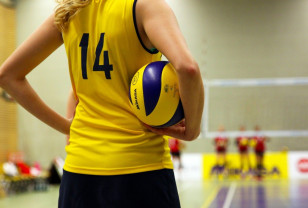 В Смоленске прошел молодежный волейбольный турнир «Дружба»